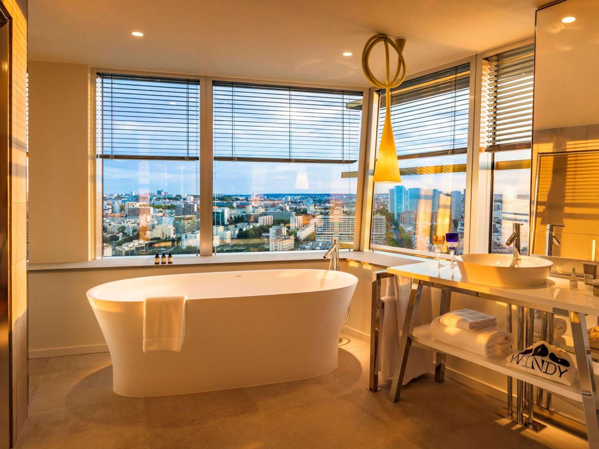 Too Hotel & Spa Paris - Mgallery Collection Luaran gambar